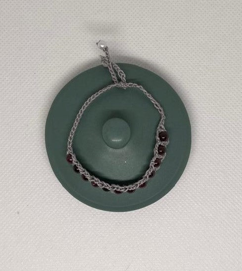 Granat Armband - gehäkelt halb