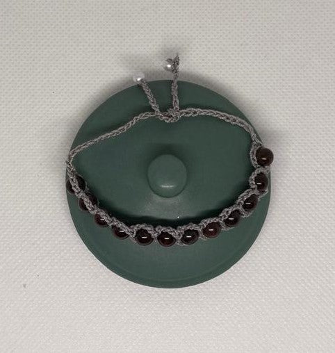 Granat Armband - gehäkelt halb