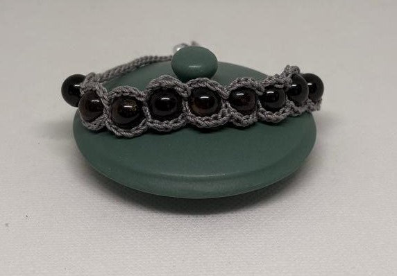 Granat Armband - gehäkelt halb