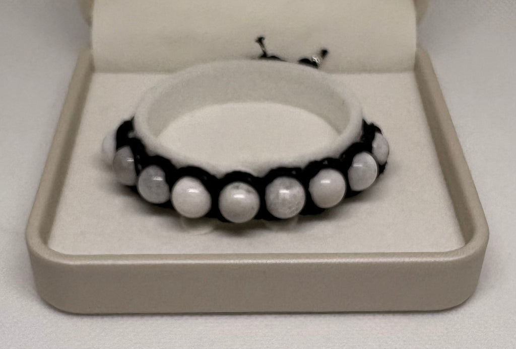 Mondstein Armband - gehäkelt halb